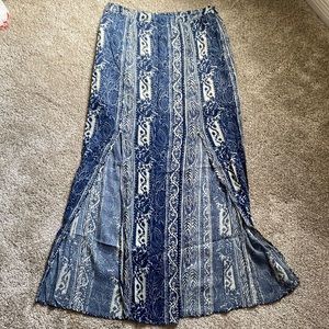 American Eagle double slit skirt